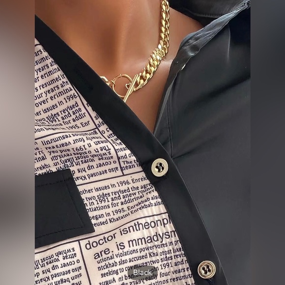 Vintage Style Graphic “Daily Weekend” Button Down Collared Blouse - Picture 2 of 5